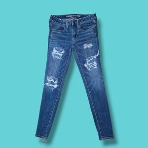 American Eagle Outfitters Women's Blue Distressed Jeans